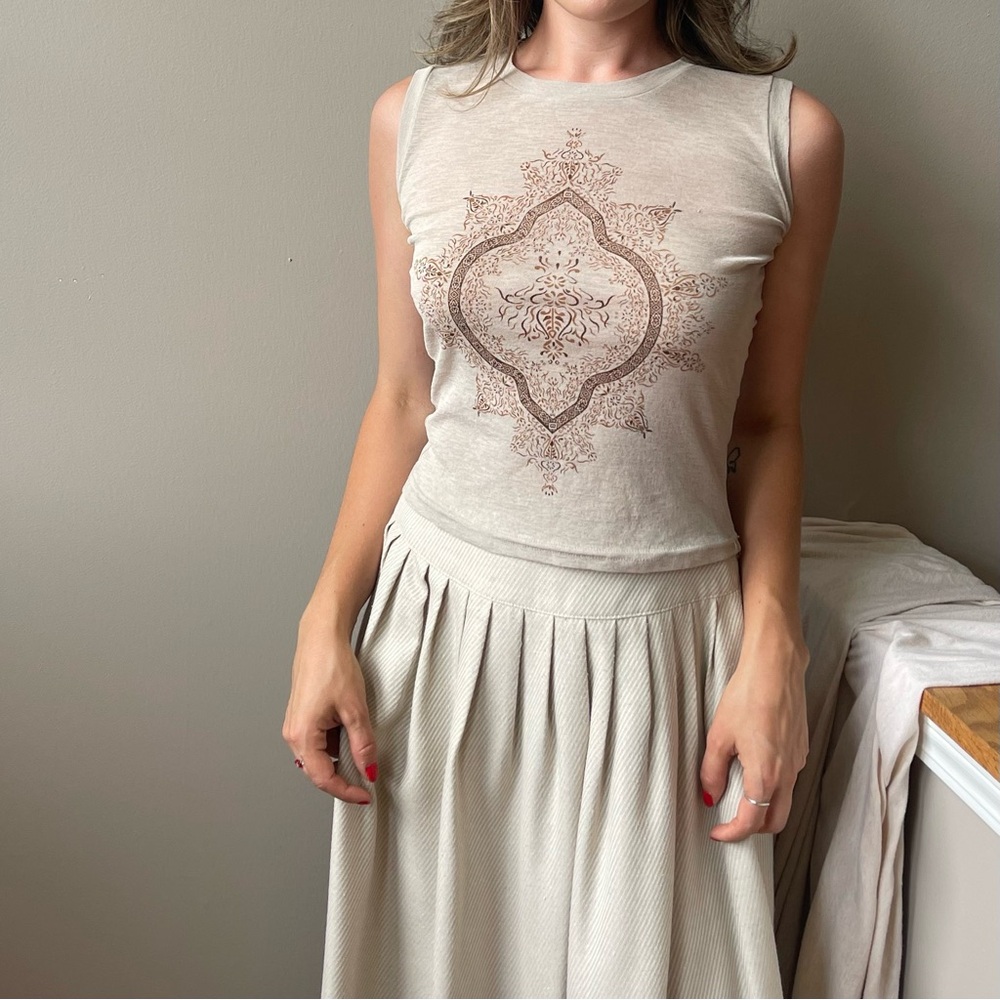 True vintage y2k cute girl brand stretchy tank (semi-sheer)